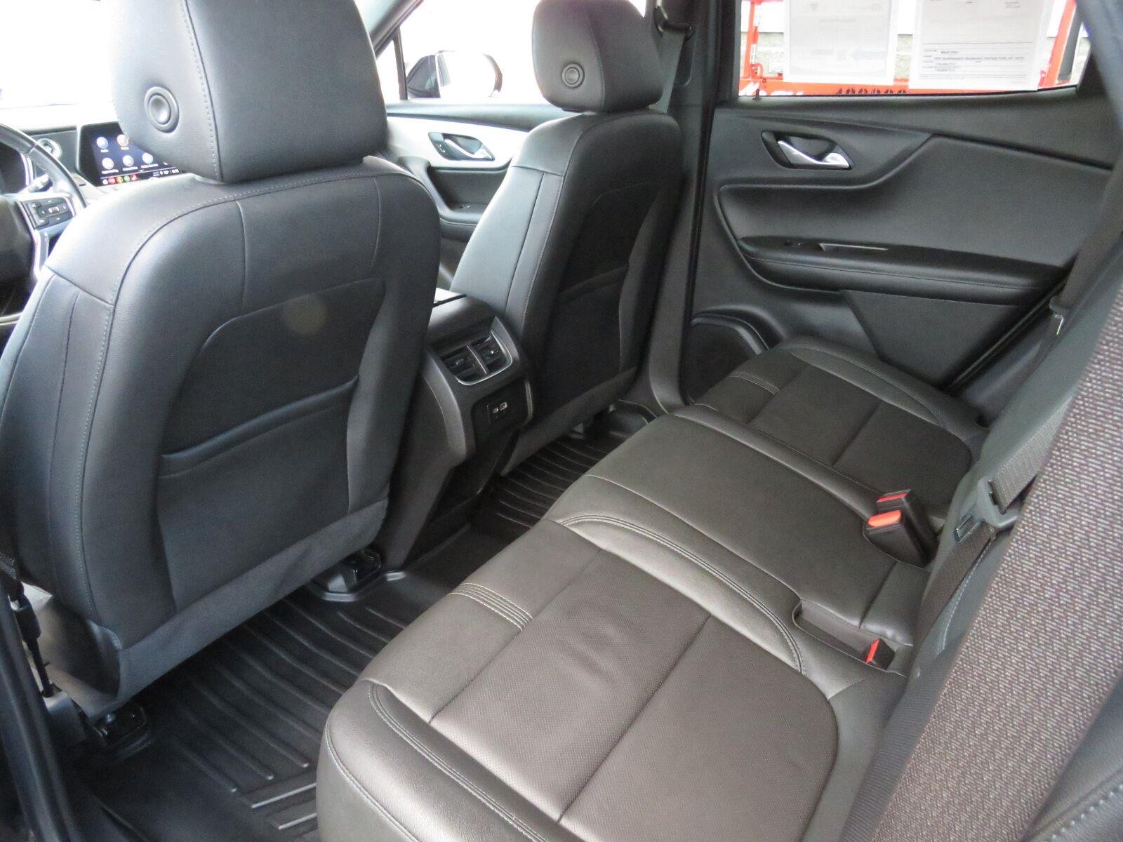 Used 2022 Black Chevrolet LT image 22