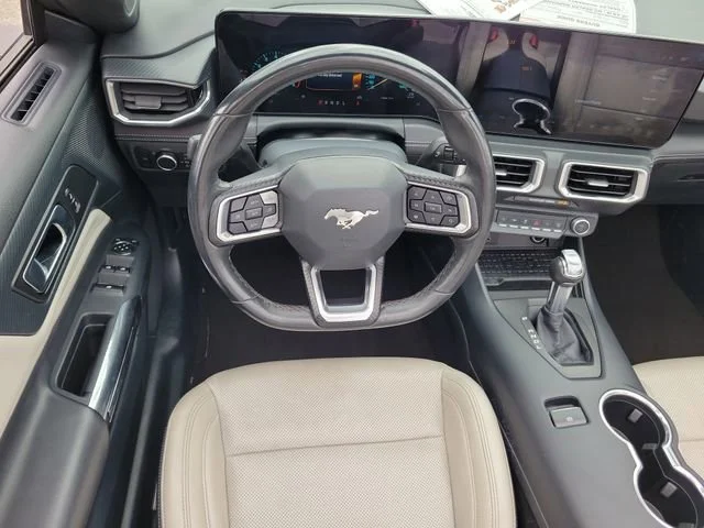 2024 Ford Mustang EcoBoost - Photo 16