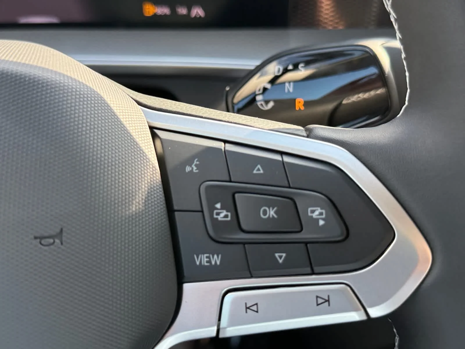 New 2026 Platinum Gray Metallic Volkswagen SE image 19