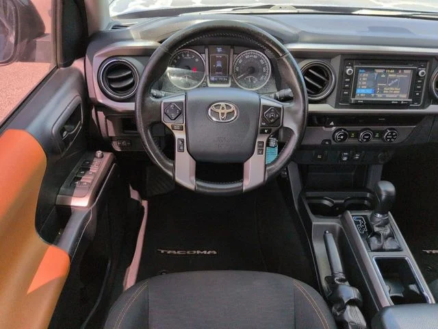 Used 2018 Gray Toyota SR5 image 15