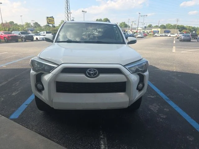 Used 2019 White Toyota SR5 Premium image 1