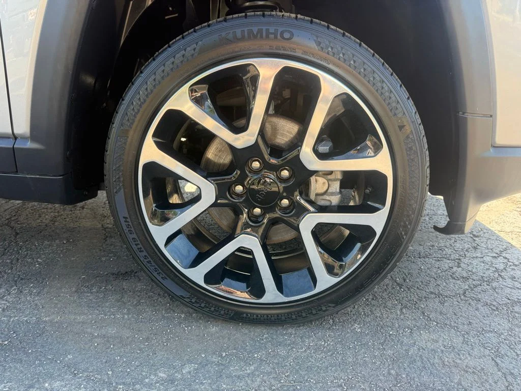 Certified Used 2018 Silver Jeep Limited image 47
