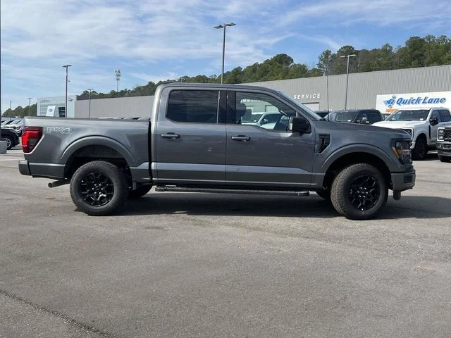 New 2026 Carbonized Gray Metallic Ford XLT image 2