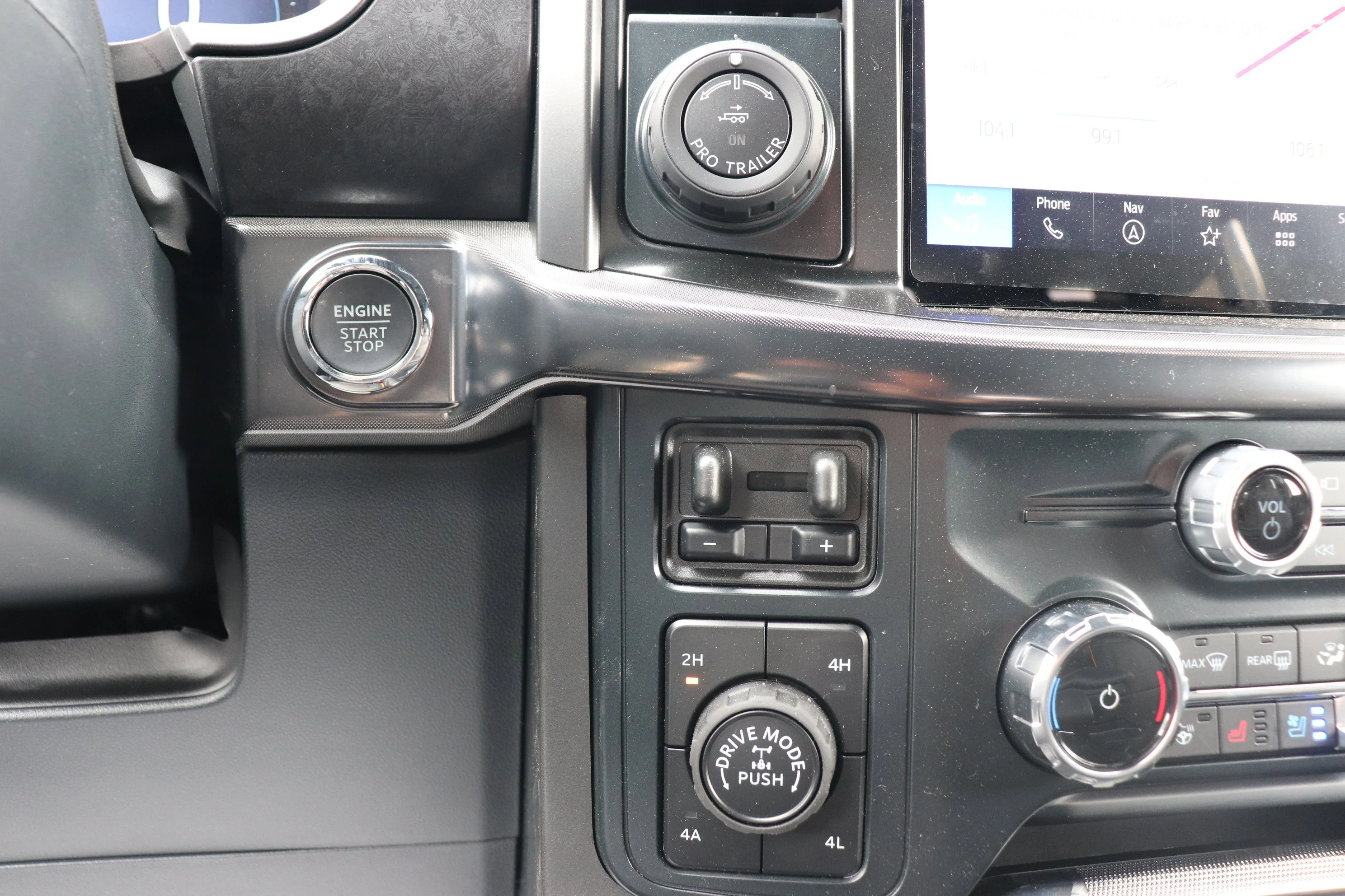 New 2026 AVALANCHE Ford Tremor image 14