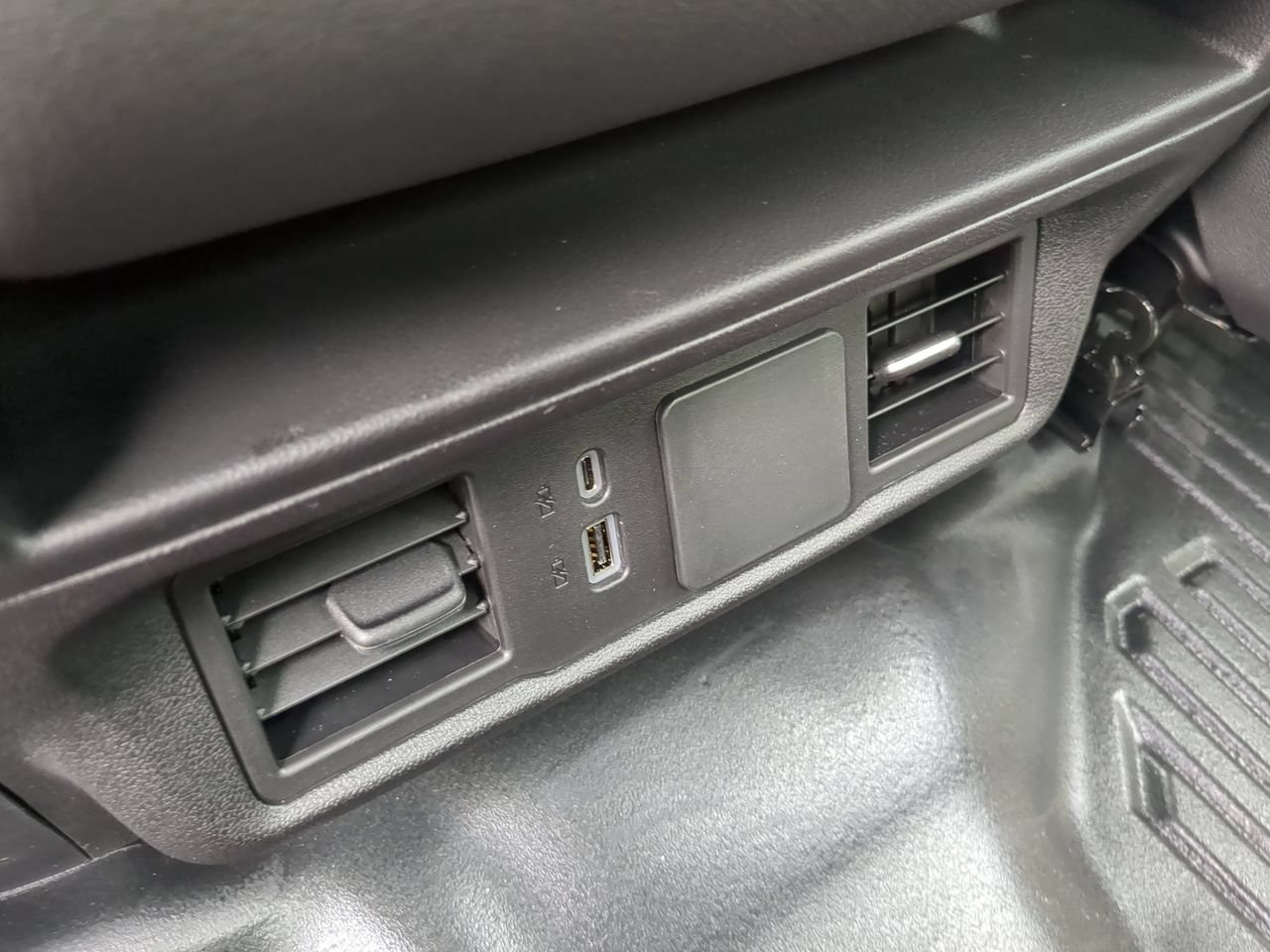 2026 GMC Sierra 2500HD Pro - Photo 20