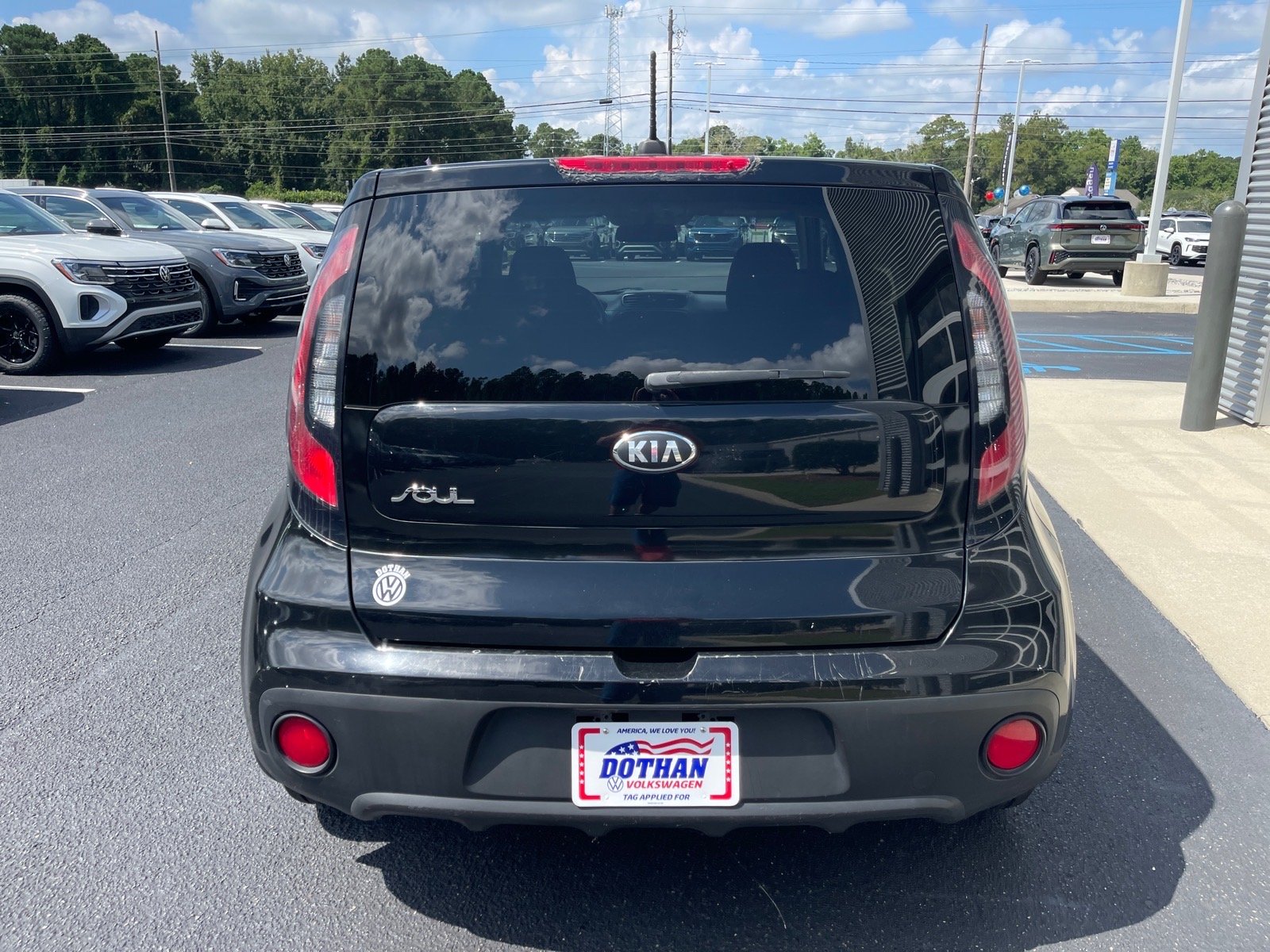 Used 2018 Black Kia Base image 13