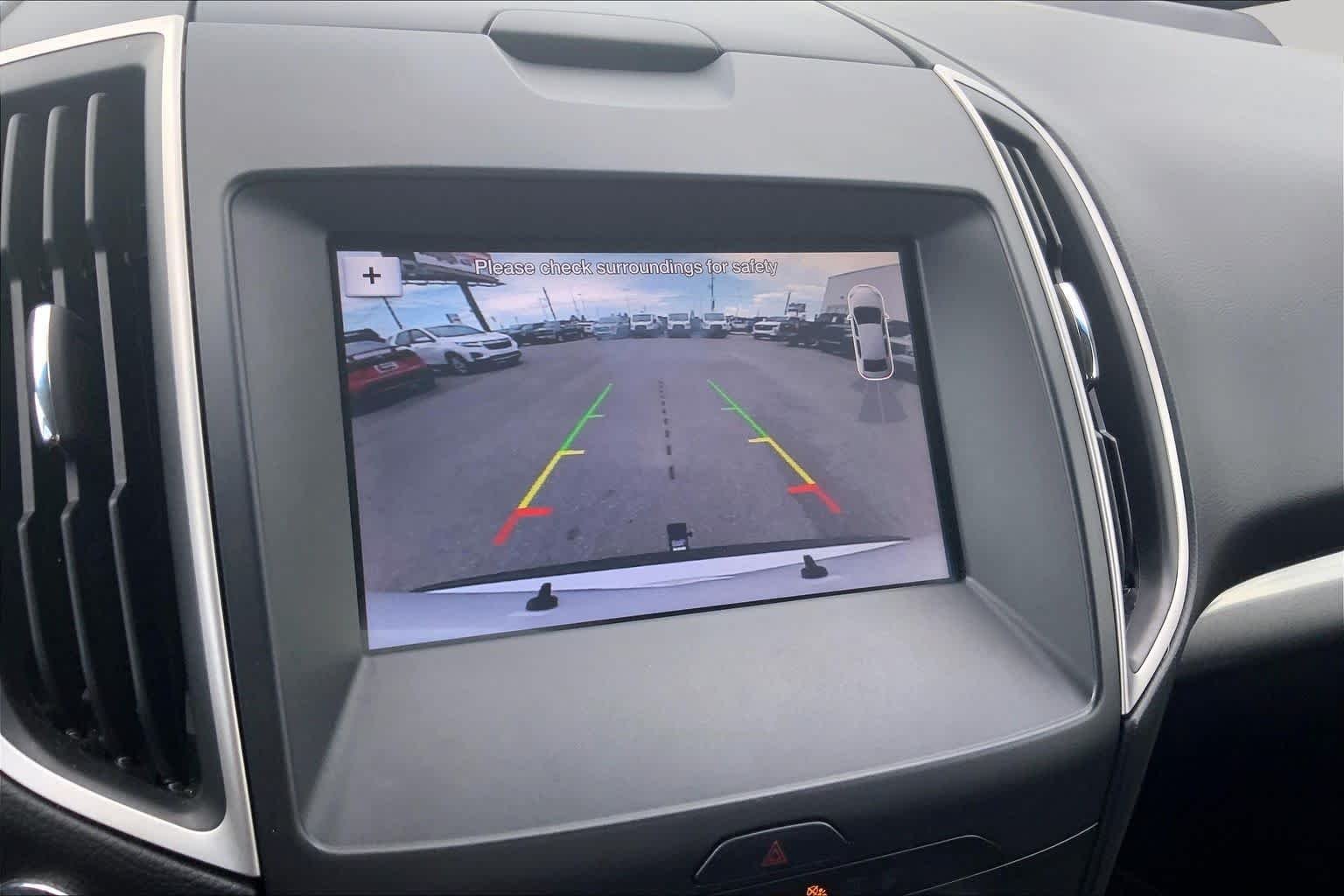 Used 2019 Oxford White Ford SEL image 27