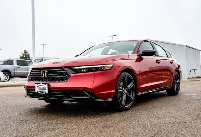 Used 2024 Red Honda Sport-L image 3