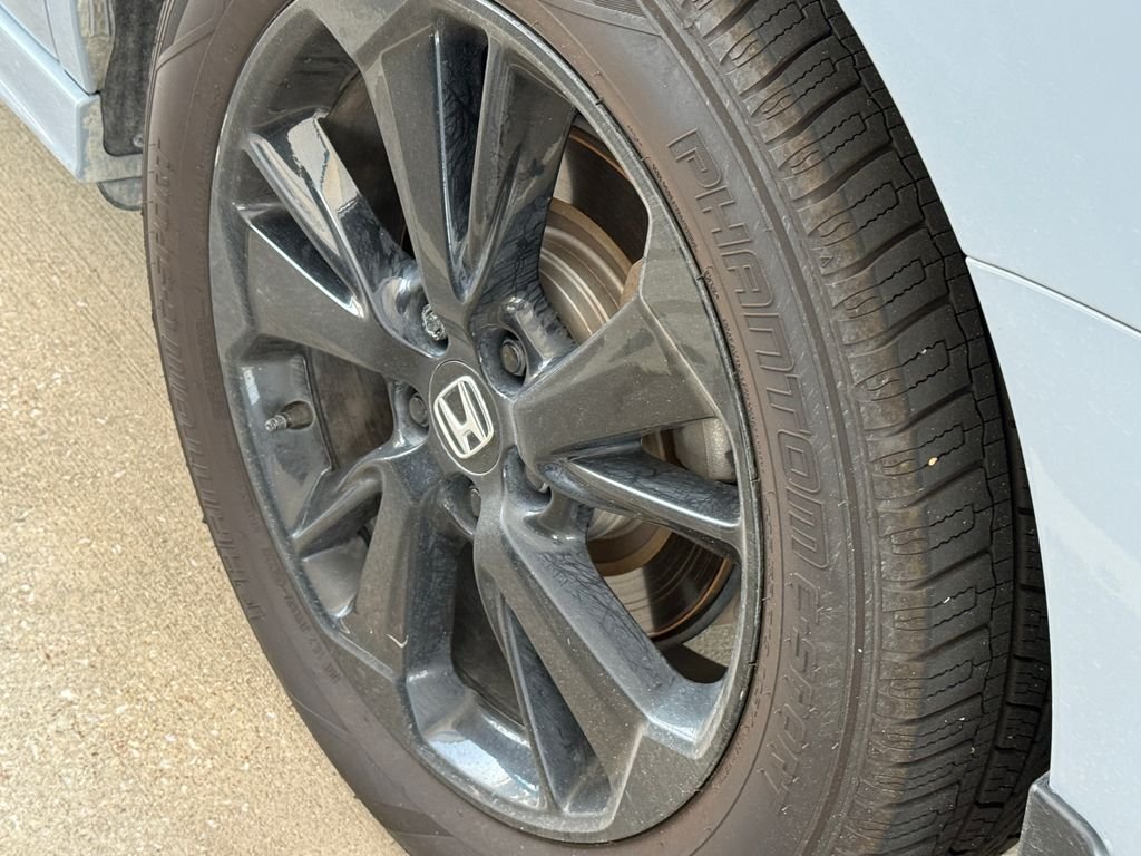 Certified Used 2024 Sonic Gray Pearl Honda Sport image 9