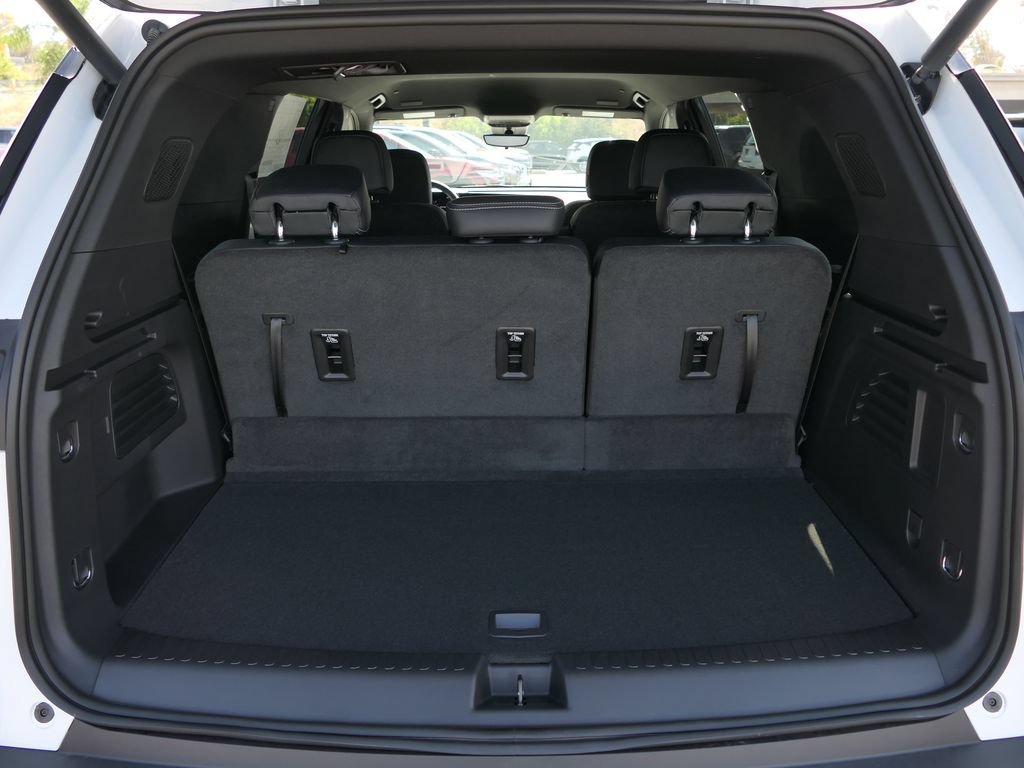 2026 Chevrolet Traverse LT - Photo 22