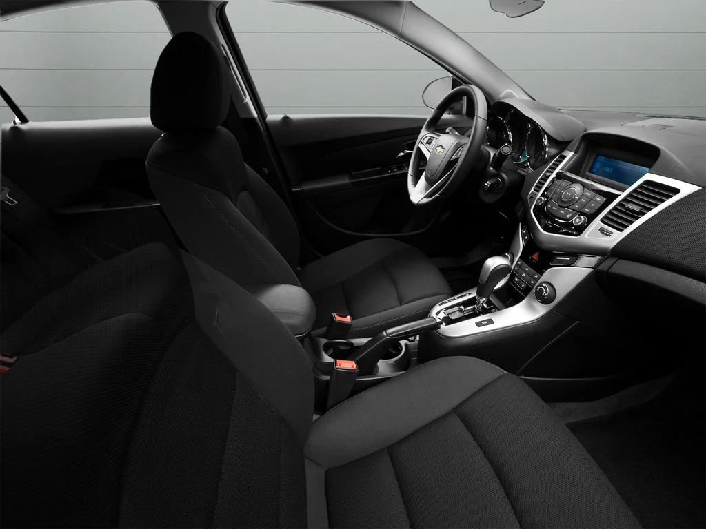 Used 2014 Gray Chevrolet 1LT image 39