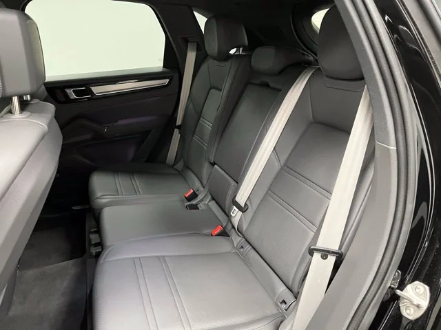 2022 Porsche Cayenne Platinum Edition - Photo 48