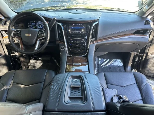 Used 2017 Black Cadillac Luxury image 9