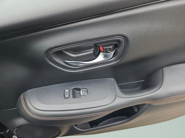 2025 Honda HR-V Sport - Photo 26