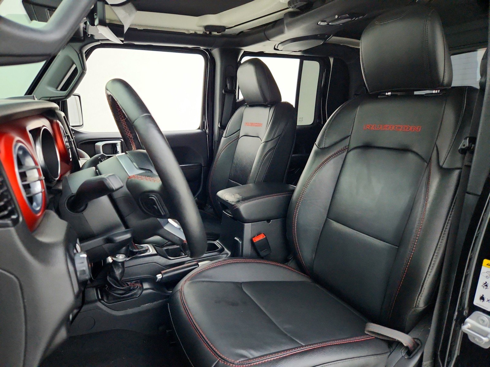 Used 2020  Jeep Rubicon image 17
