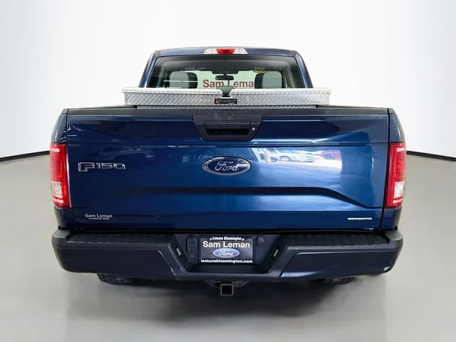 Used 2015 Blue Ford XL image 6