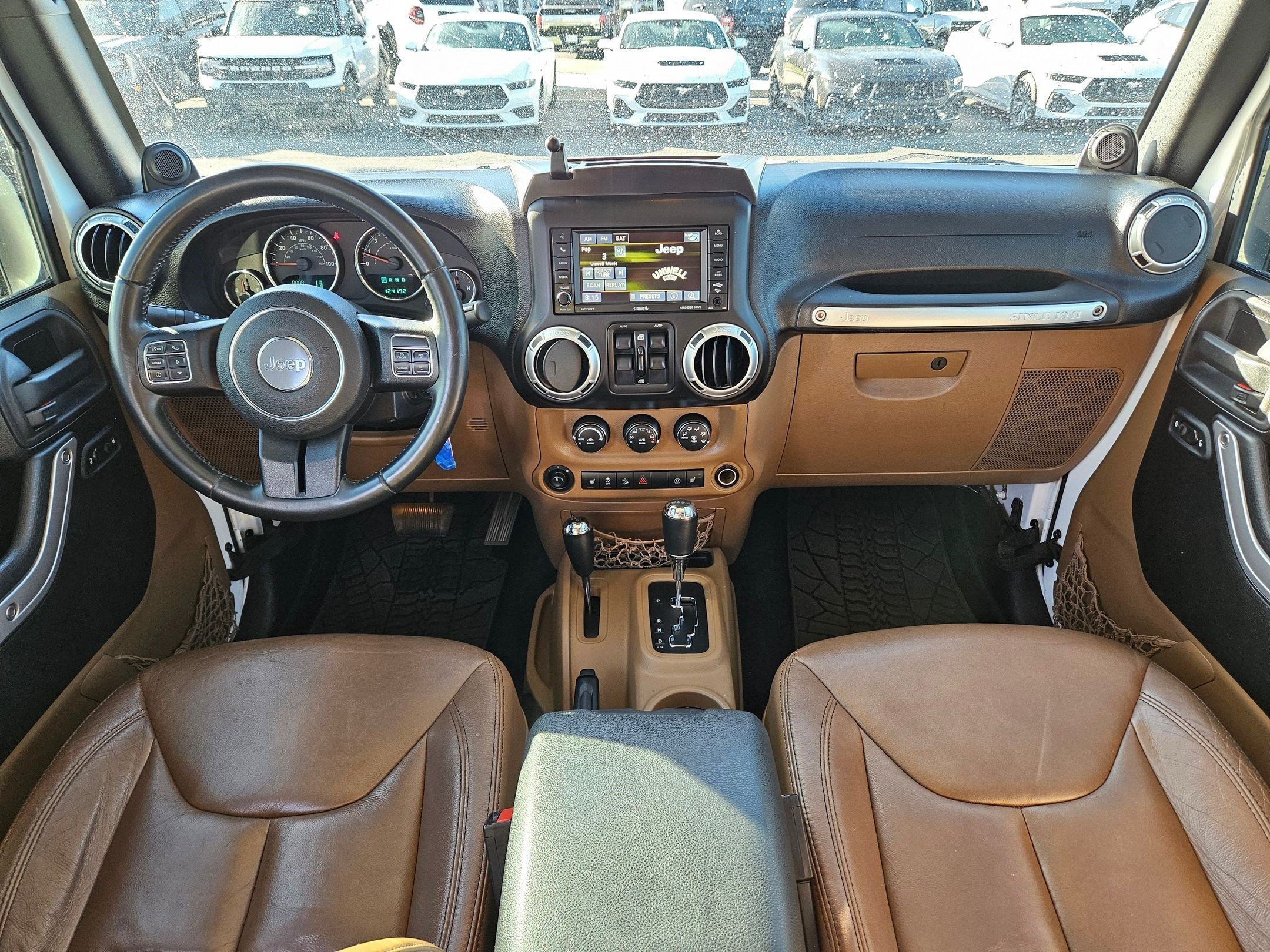 Used 2013 Bright White Clearcoat Jeep Sahara image 28