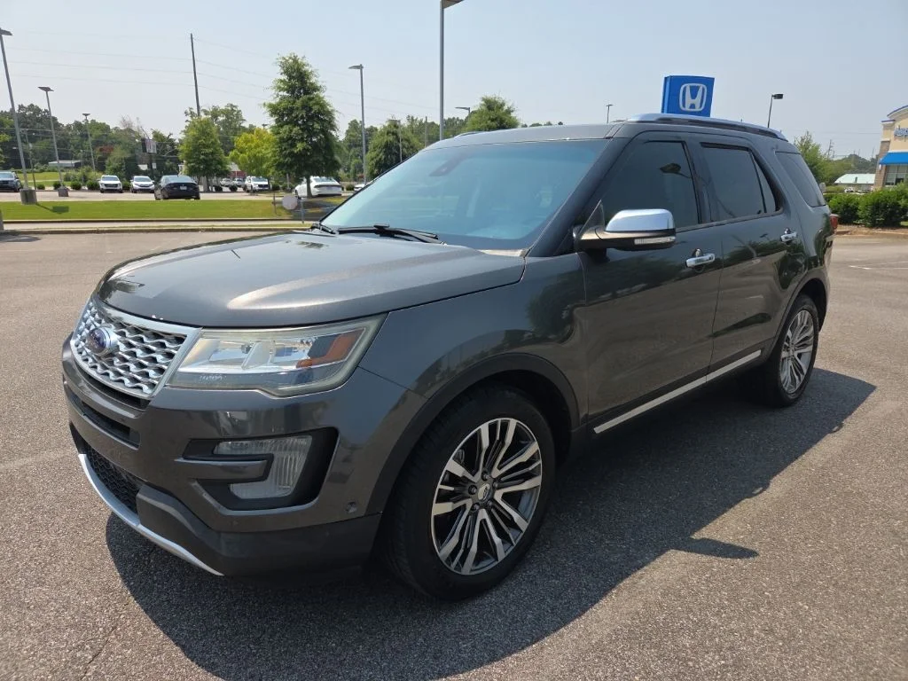 Used 2016 Gray Ford Platinum image 7