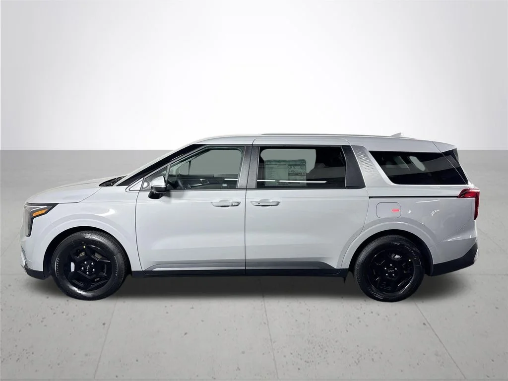 New 2027 Ceramic Silver Kia LX image 9