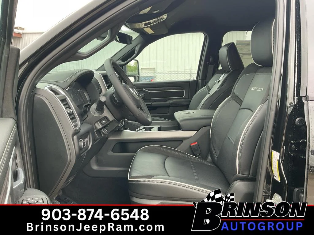 New 2026 Diamond Black Crystal Pearl-Coat Exterior Paint RAM Laramie image 11