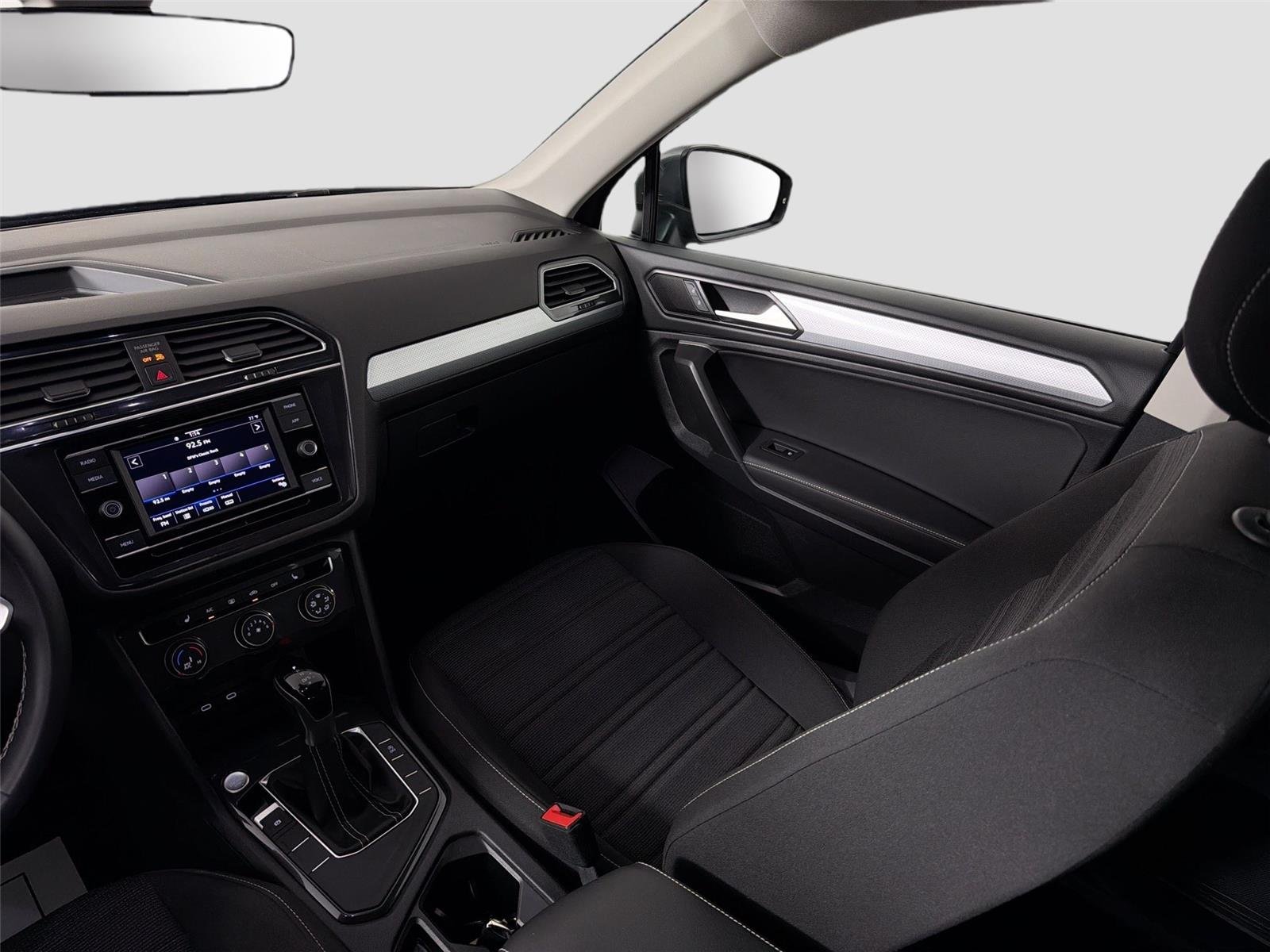 Certified Used 2024  Volkswagen S image 22