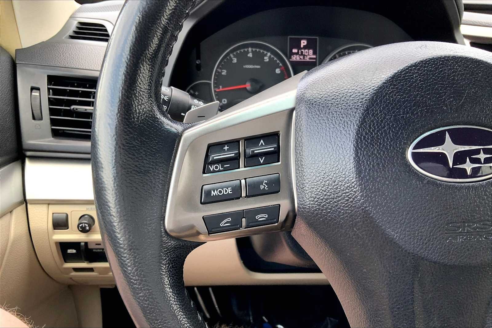 Used 2014 Cypress Green Pearl Subaru 2.5i Premium image 23