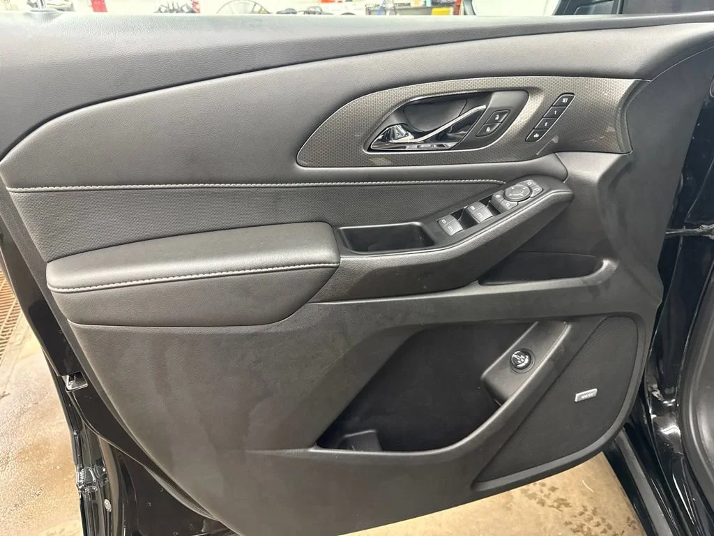 Used 2023 MOSAIC BLACK METALLIC Chevrolet Premier image 21