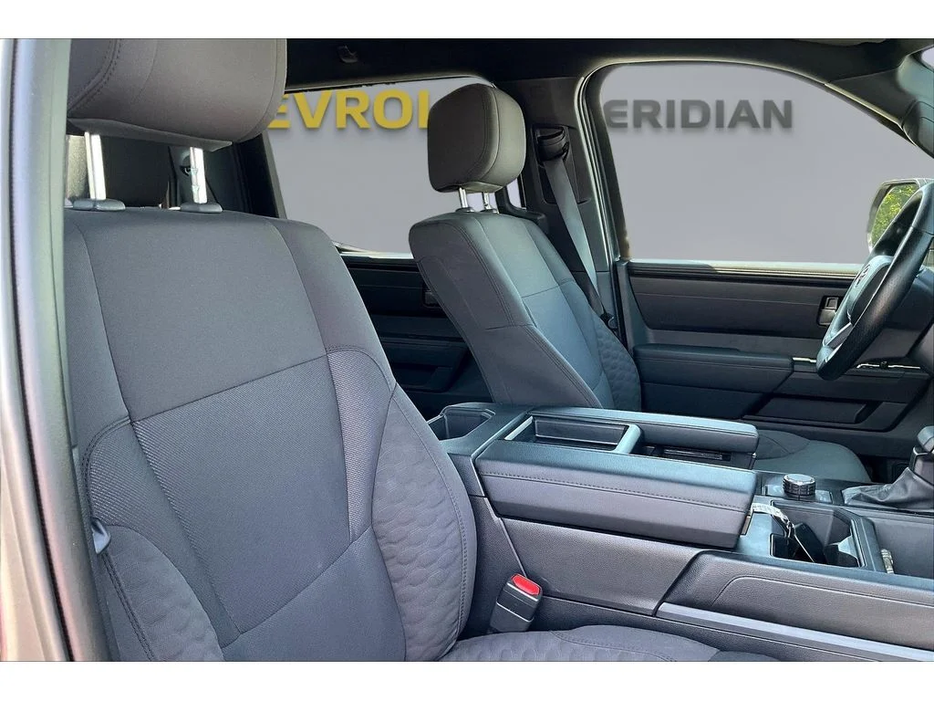 Used 2026  Toyota SR image 6