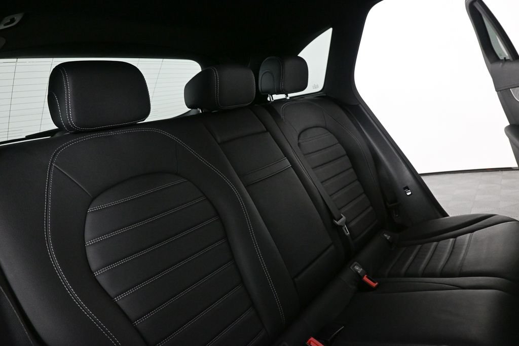 Used 2017  Mercedes-Benz GLC 300 image 21