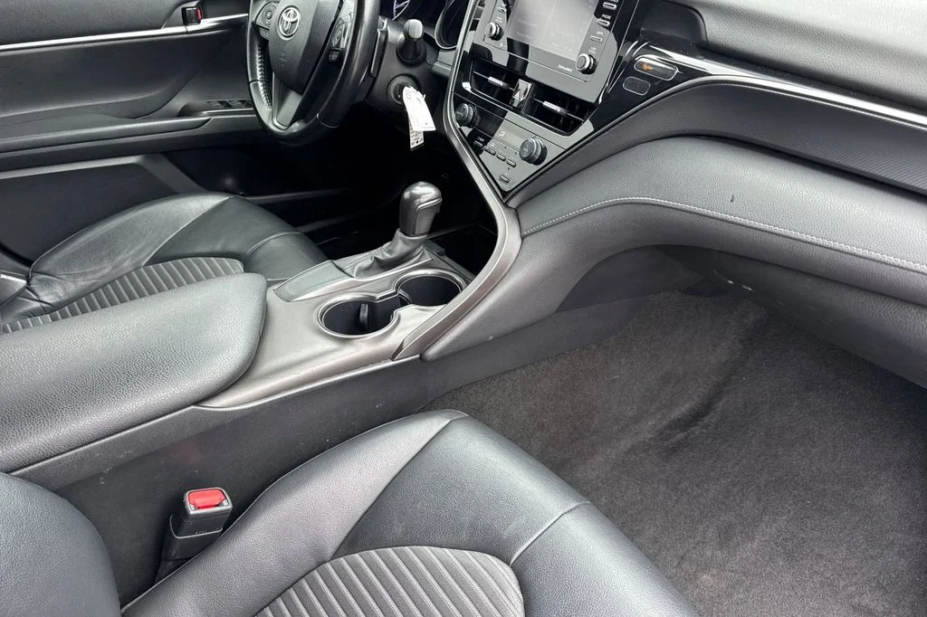 Used 2021 Blue Toyota SE image 18