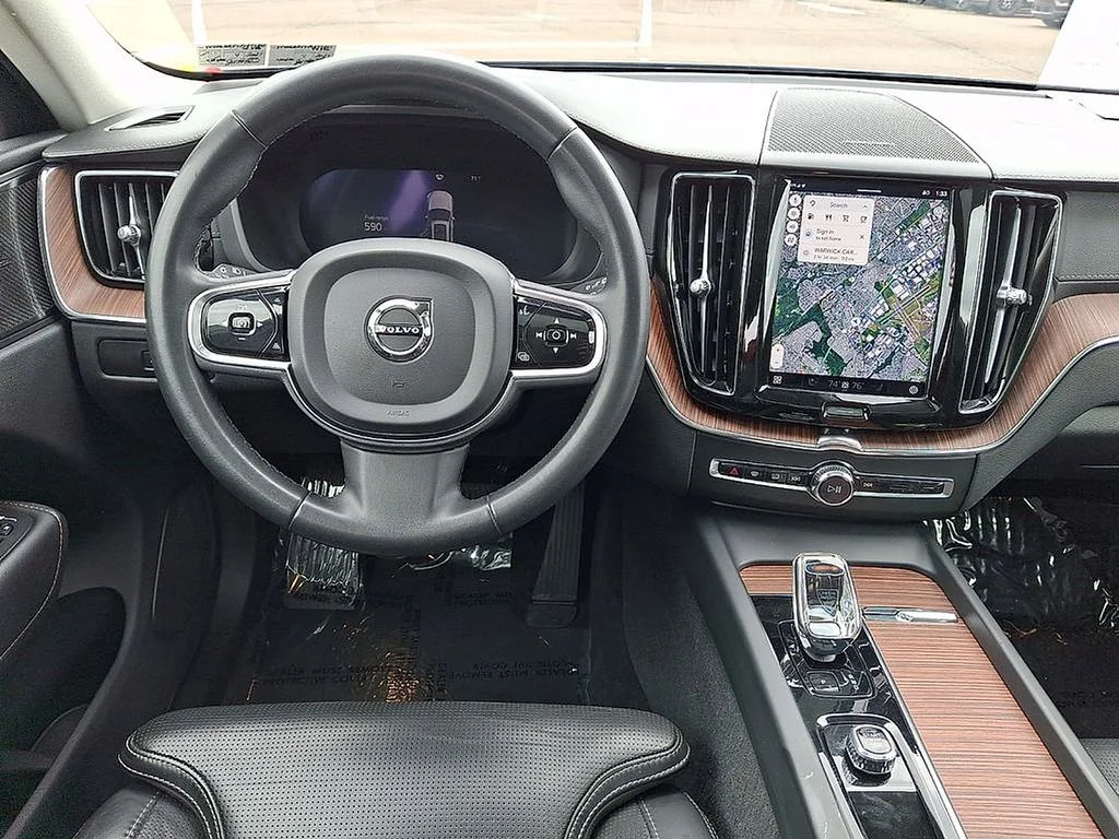 2023 Volvo XC60 Ultimate - Photo 11