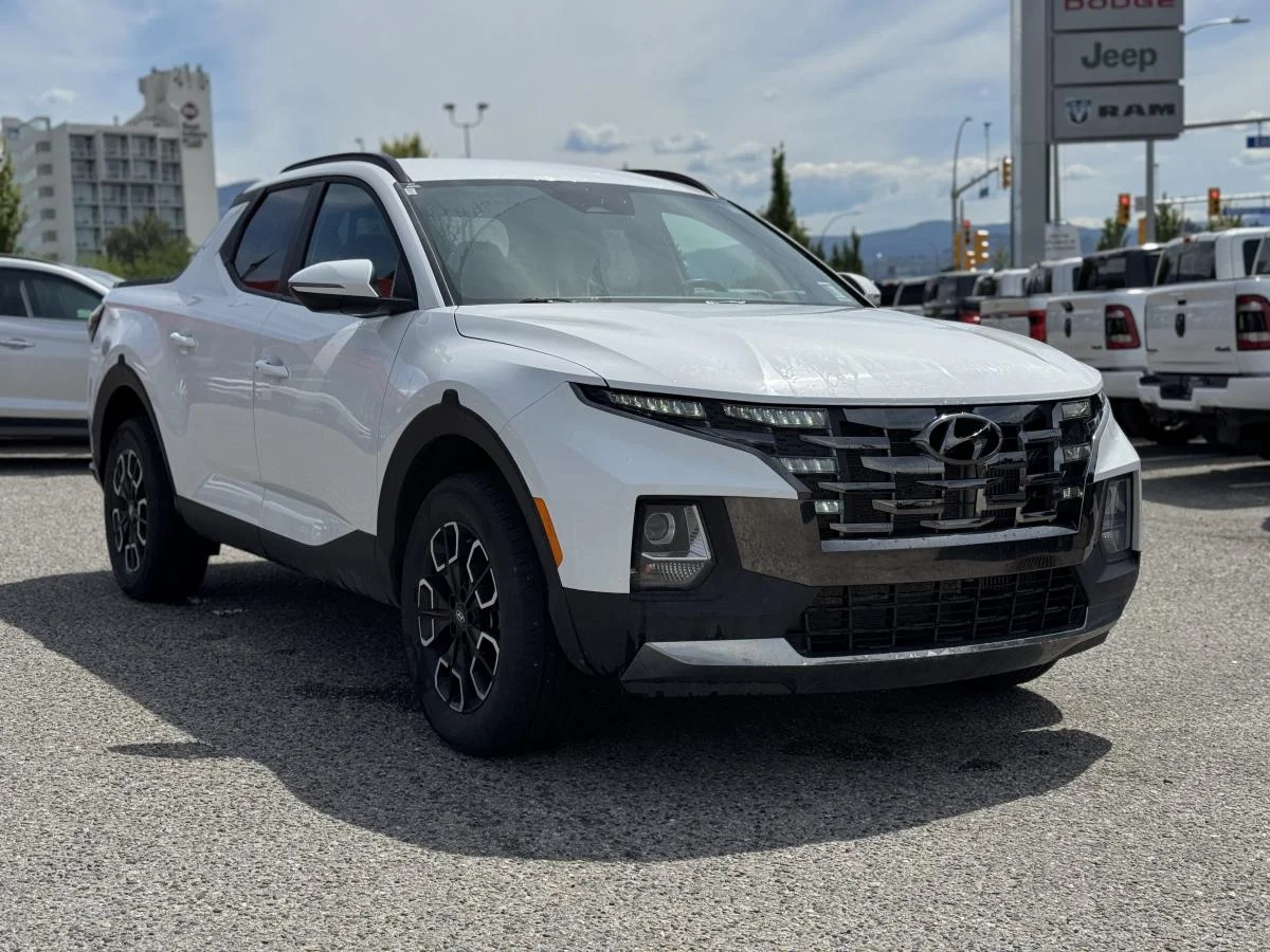 Used 2024 White Hyundai Preferred image 4