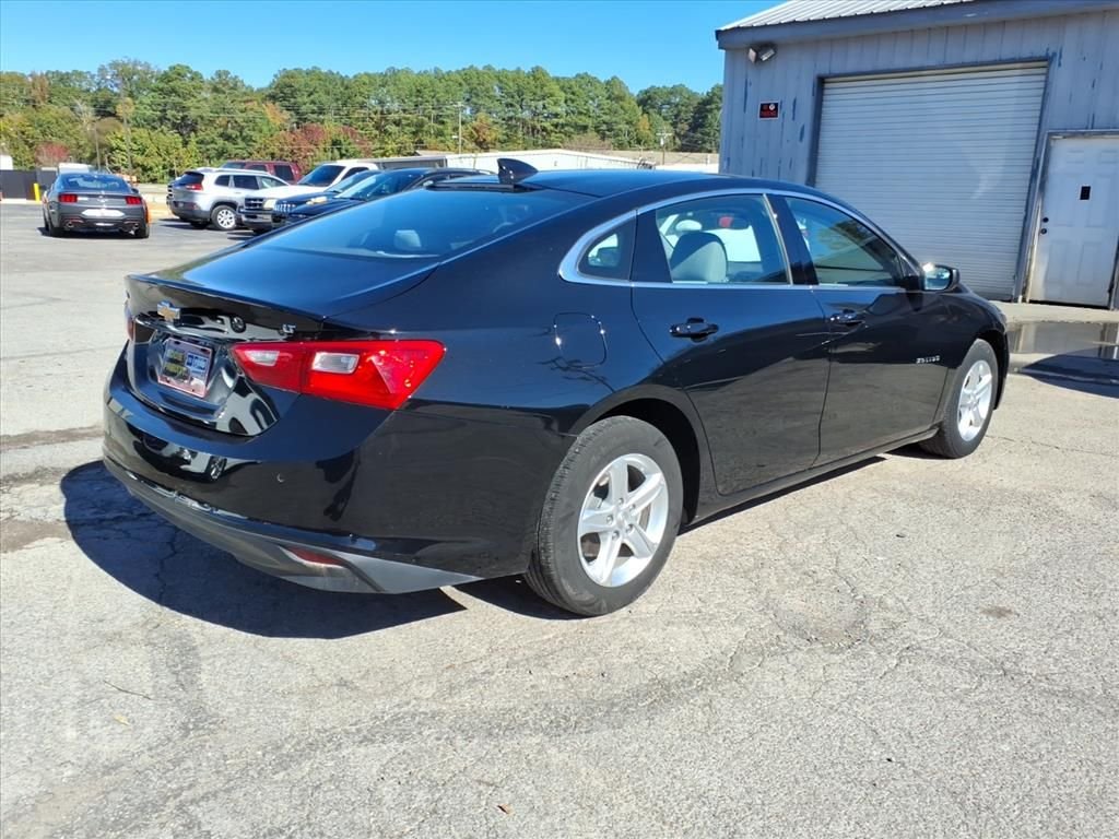 Used 2024 Black Chevrolet LT image 4