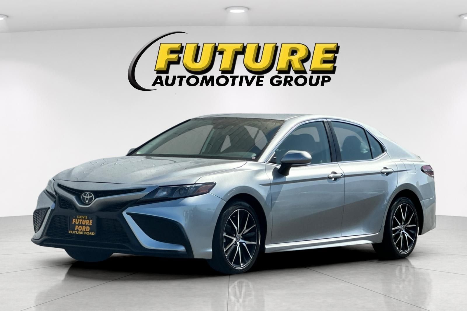 Used 2024 Silver Toyota SE image 8