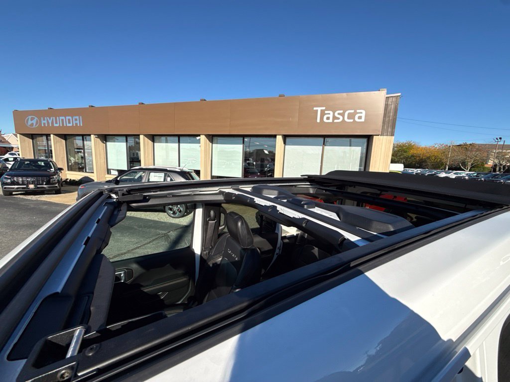Used 2024 White Jeep Sahara 4xe image 20