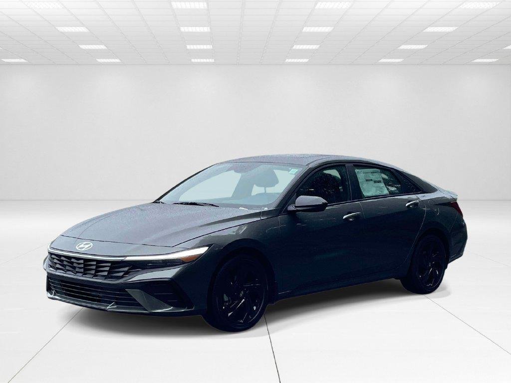 New 2026 Gray Hyundai SEL Sport Plus image 3