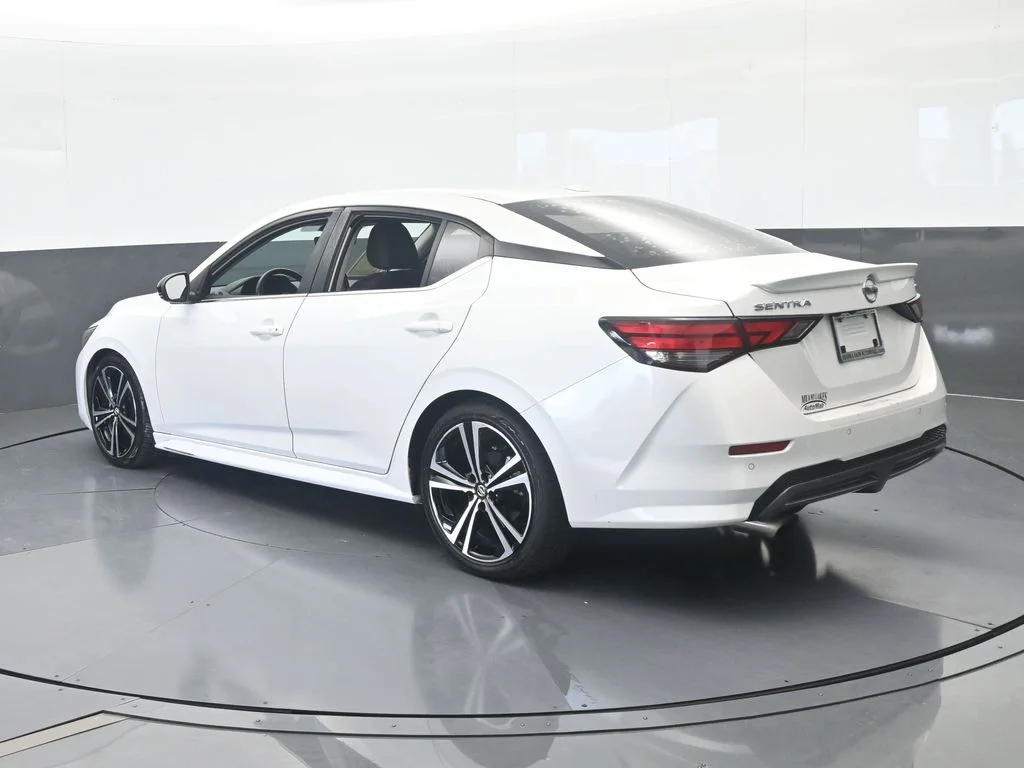 Used 2020 Aspen White Tricoat Nissan SR image 4