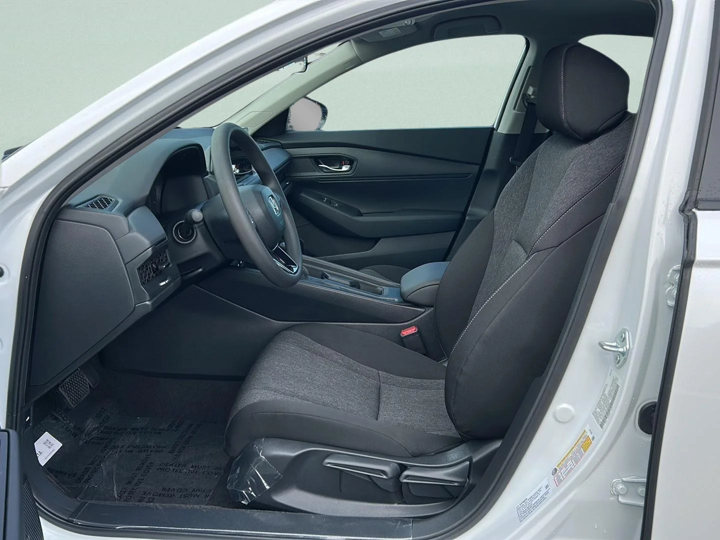 New 2026 Platinum White Pearl Honda LX image 14