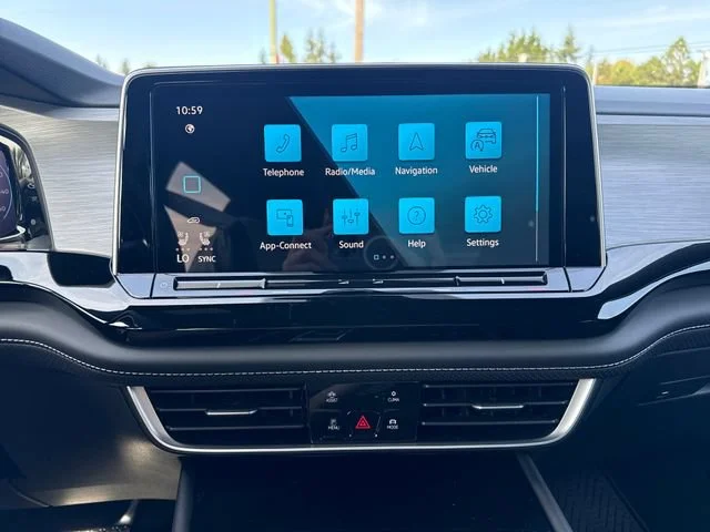 New 2026 Mountain Lake Blue Metallic Volkswagen 2.0T SE w/Technology image 19