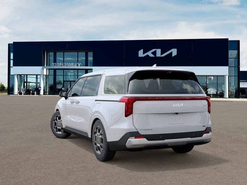 New 2026 Snow White Pearl Kia EX image 4