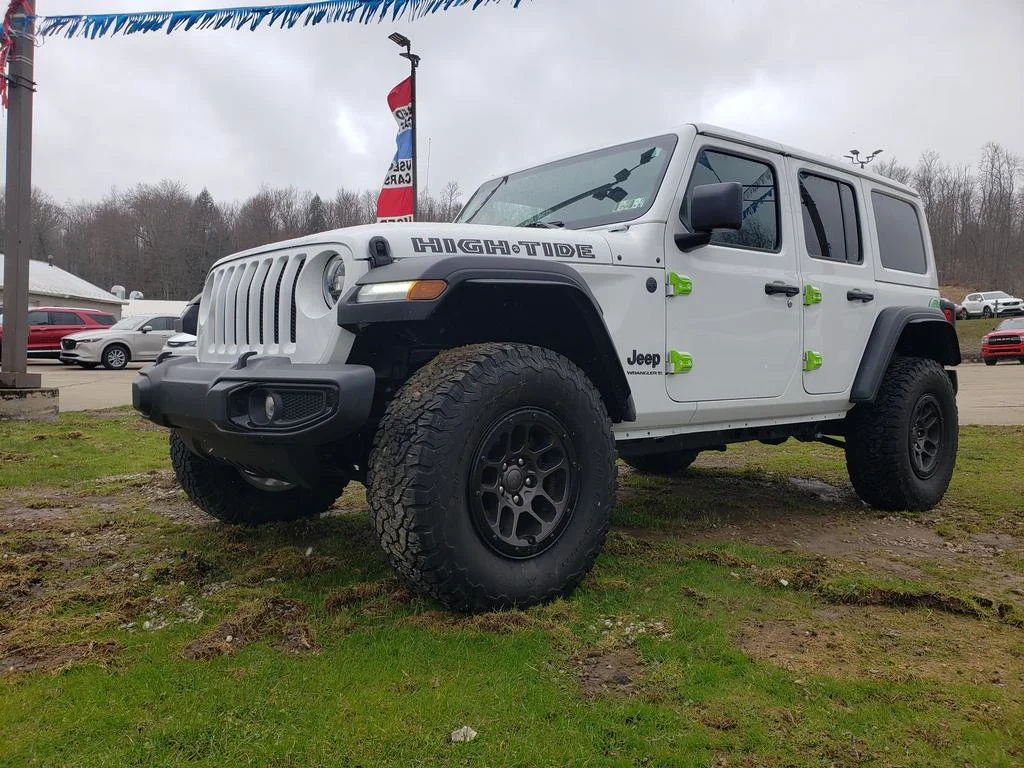Used 2023 Bright White Clearcoat Jeep High Tide image 8