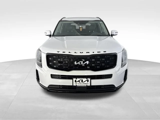 Used 2022 White Kia EX image 3