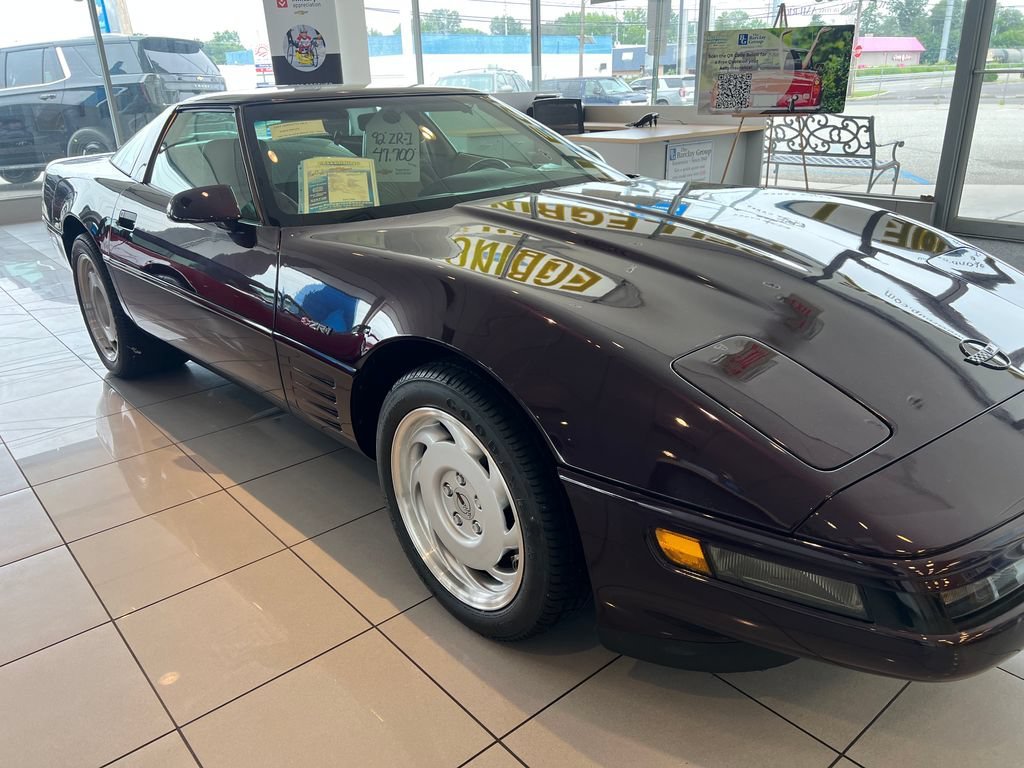 Used 1992 Black-rose Chevrolet NA image 2
