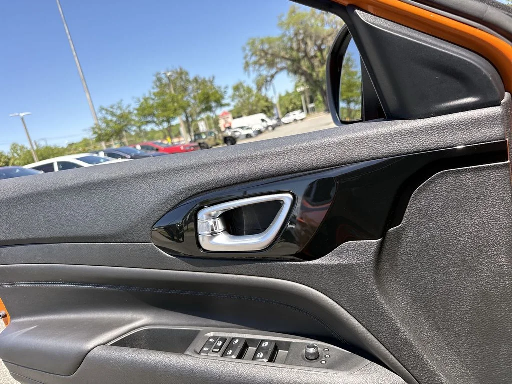 New 2026 Joose Exterior Paint Jeep Latitude image 11