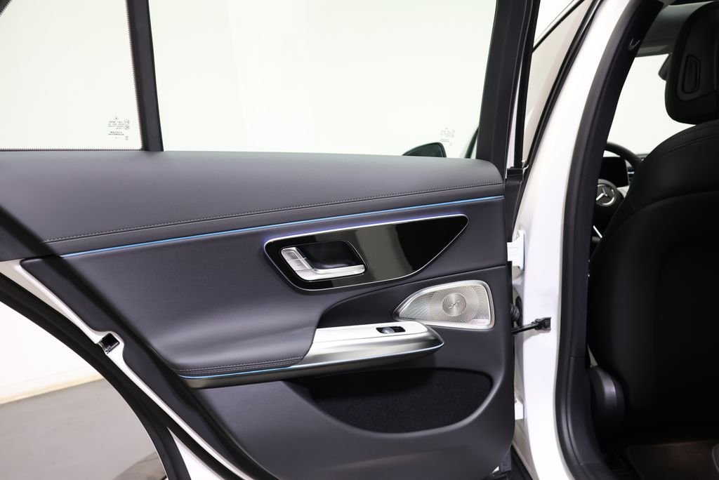 New 2027 Polar White Mercedes-Benz E 450 image 40