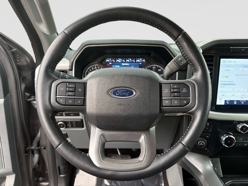 Used 2022 Gray Ford XLT image 30