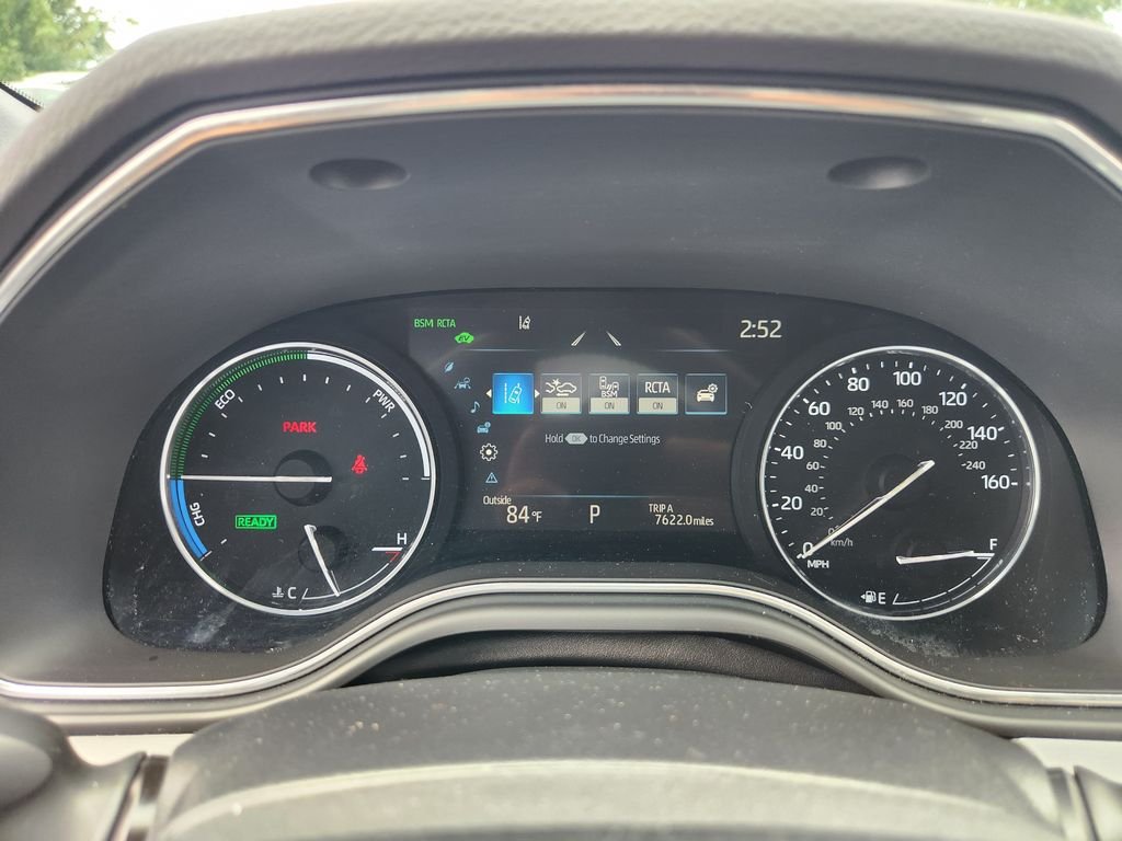 Used 2020 Brownstone Toyota Hybrid XLE image 17