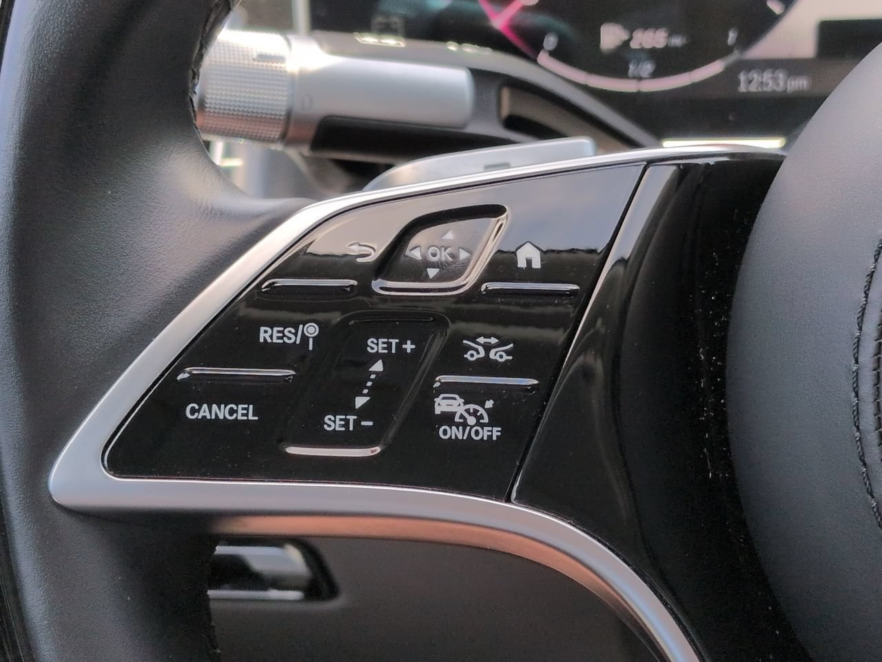 Used 2023 Obsidian Black Mercedes-Benz Maybach S 680 image 25