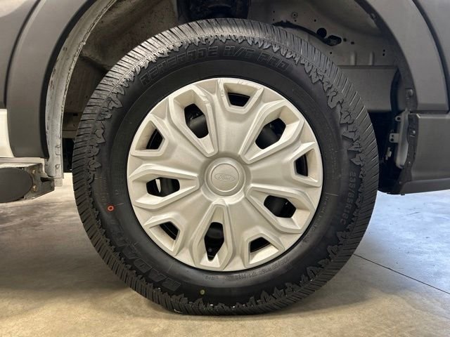 Used 2025 Oxford White Ford Base image 11