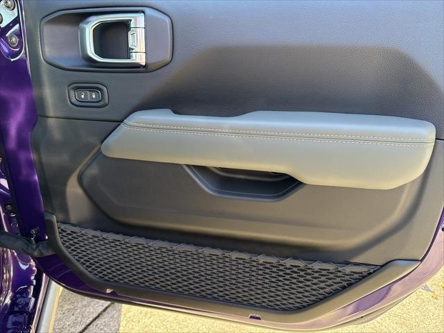 New 2026 Reign Exterior Paint Jeep Mojave image 18